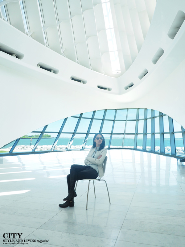 Sheboygan Wisconsin City Style and Living Magazine Milwaukee art museum fashion blogger style