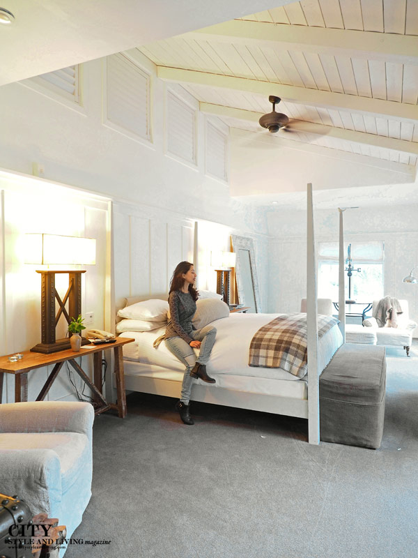 Farmhouse Inn king luxury barn room