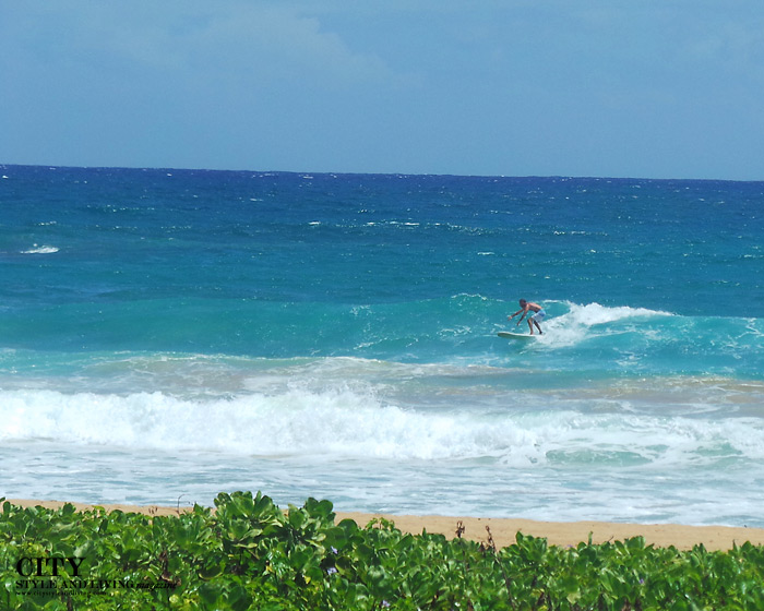 City style and living magazine style fashion blogger Kauai Pacific Ocean Surfer