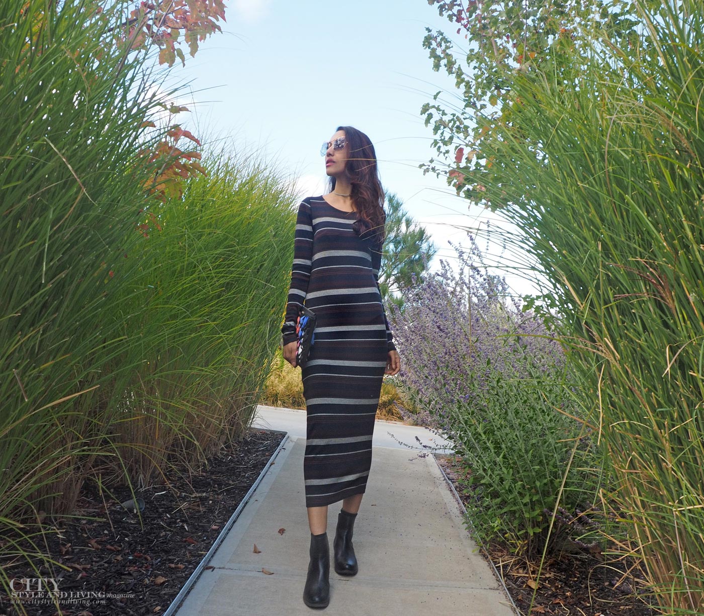 The Editors Notebook style blogger at Culmina family estate winery carbernet stripe maxi dress, tous purse and chelsesa boots