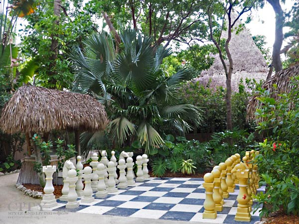 Little-Palm-Island-Chess-Set