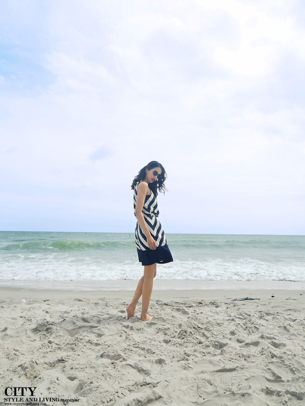 MyrtleCity style and living magazine style fashion blogger myrtle beach water style blogger